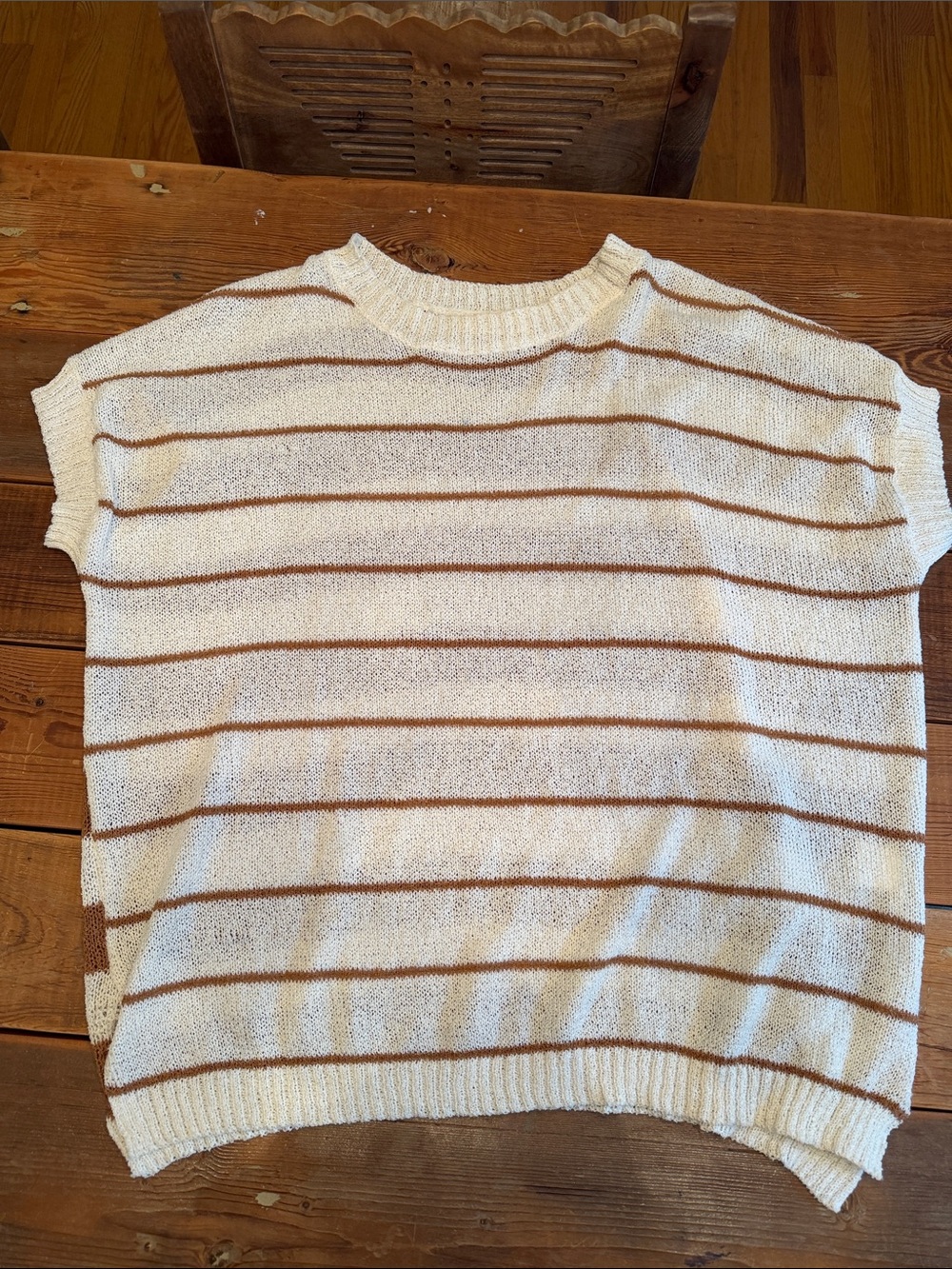 Women’s Cream Striped Knit Top - Casual Short Sleeve Sweater